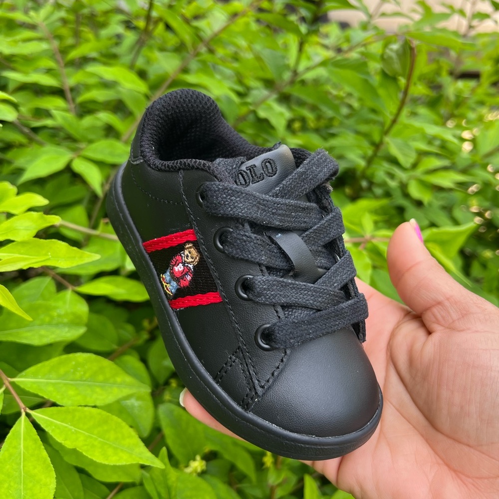 Toddler boy polo shoes size 6c